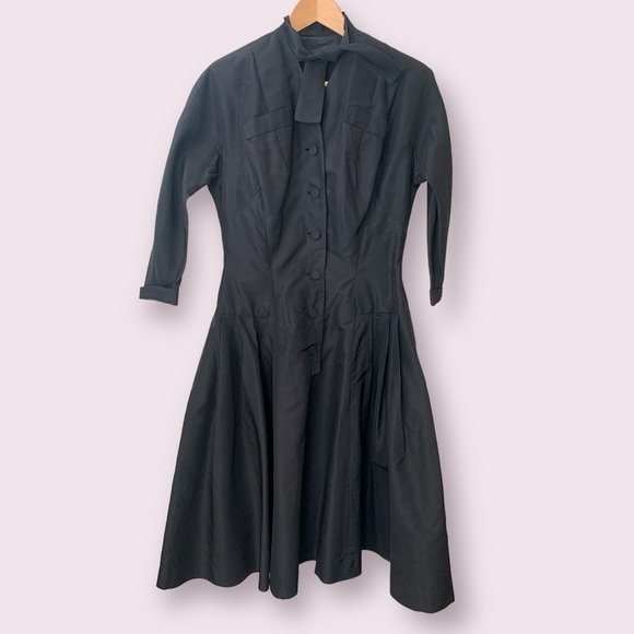 1950s Black Dress - Picture 2 of 10